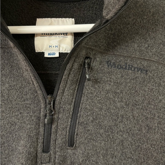 Wind River great zip-up crew neck size medium - Picture 3 of 5
